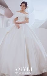-艾米丽婚纱礼服