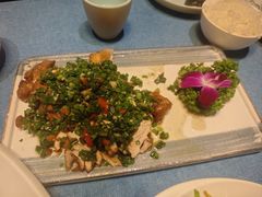 哈尼风味炝香鸡-香巴拉云南餐厅(华莱坞店)