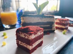 红丝绒千层-YUE·6·西式融合餐厅(外滩六号店)