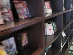 -钟书阁(松江泰晤士小镇店)