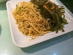 -鱼窝棚柴火铁锅炖(富山屯店)