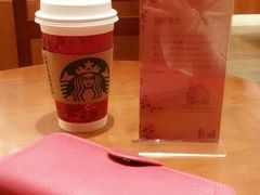美式咖啡-星巴克臻选(南京金茂览秀城店)