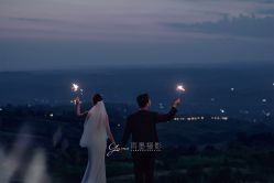-雨墨婚纱摄影工作室