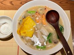 海鲜汤年糕-荣家黄鱼面(前滩太古里店)