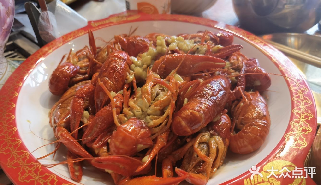 超横的烤羊腿四人餐，靠谱！