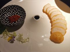 手打香滑鱼饼-凤凰湘语·海派湘菜(浦东旗舰店)