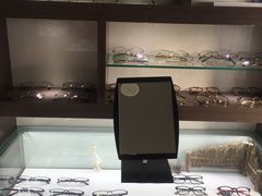-视野联行眼镜蔡司·依视路官方授权店(顺城店)
