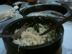 只能吃饭填饱肚子了！-花炎坊