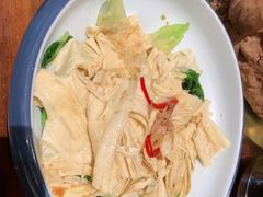 -千灯盛汇·头牌粤菜(致越优城店)