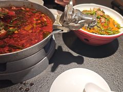 -万重锦·人文川菜馆(骡马市店)