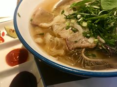 -美奈小馆·越南料理(中航城君尚购物中心店)