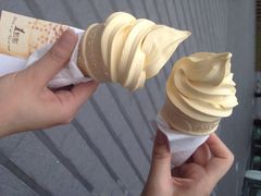 布丁甜筒-麦当劳(中山公园龙之梦店)