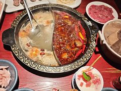 大骨鸳鸯锅-黄家码头老火锅(解放碑旗舰店)