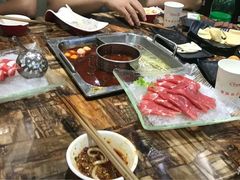 -傣妹时尚·休闲火锅(沙市店)