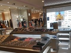 -宝岛眼镜(群光广场店)