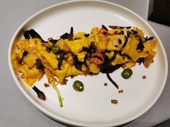 鸡枞菌炒年糕-狮王府淮扬菜(新街口友谊店)