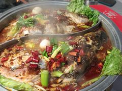 -集草轩·重庆麻辣烤鱼(西湖道店)