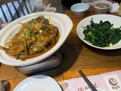 -黄泥岗·地道湖北菜(奥特莱斯店)