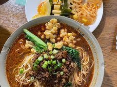-丁丁猫重庆小面(徐州路店)