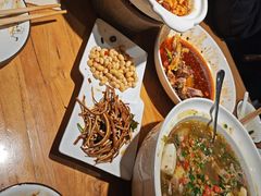 -小三峡食府(西五路店)