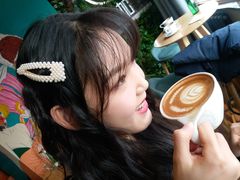 -ZING COFFEE 镜咖啡