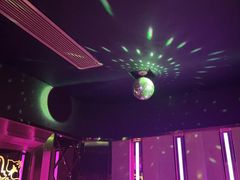 -温莎KTV(珠江路店)