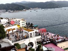 -蜜悦·波西塔诺悬崖海景餐厅