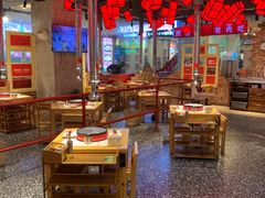 大堂-么肆烤肉·中式自助·烤肉大排档(街道口季佳PAI店)