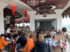 -荣誉国际酒店-云顶旋转餐厅