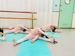 -伊叶舞蹈YEAH DANCE(LCM置汇旭辉校区)