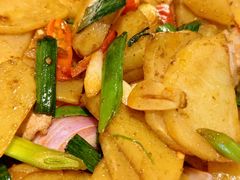 -隔壁老王·家常云南菜(花巷店)