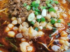 -丁丁猫重庆小面(徐州路店)