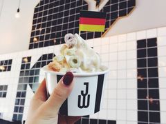 -JW德国冻酸奶Frozen Yogurt(龙湖成都滨江天街店)