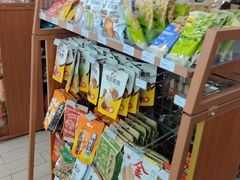 -全家便利店(莲花池东路店)