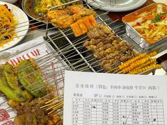 -雷哥烧烤(丰储街店)