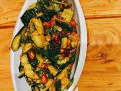 蒜末拍黄瓜-小俩口烧烤东北菜(双井店)