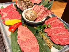 -炼火烤肉店