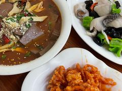 -胡子饮食店