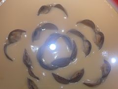-侬佳蒸菜馆(听潮店)