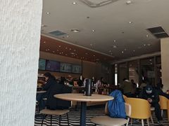 -星巴克臻选(莘庄仲盛店)