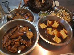 -松树干拌面店