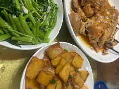 -芦茨金富饭庄·25年老字号·专做稻草鸡