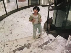 -上海漕河泾万丽酒店