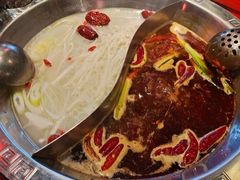 -袁老四重庆老火锅(桐梓坡店)