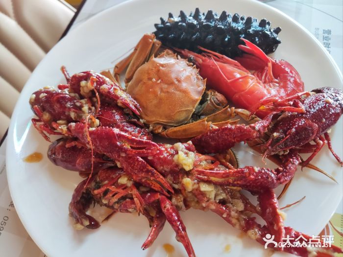 荣誉国际酒店-云顶旋转餐厅图片