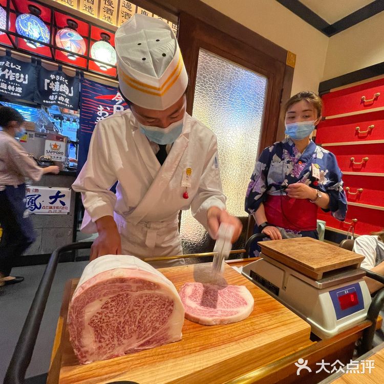 一家集美味和服务于一身的餐厅