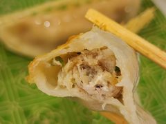 虾爬子锅贴-品海楼·大连海胆锅贴馆(东港店)