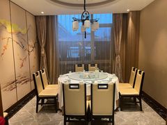 包厢-燕郊烧鸽子(酷车小镇店)