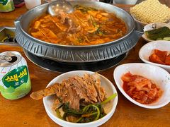 -喇喇排骨火锅·传统韩式脊骨汤(望京西园总店)