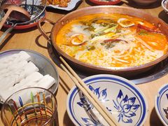 -洱火云南酸菜牛肉火锅(石景山当代商城店)